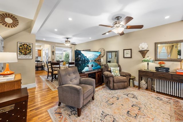 55 Trull St, Somerville, MA 02143