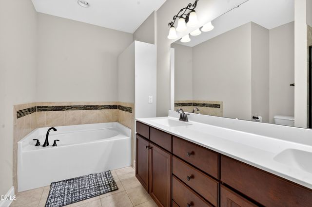 1061 Monmouth Loop, Cary, NC 27513