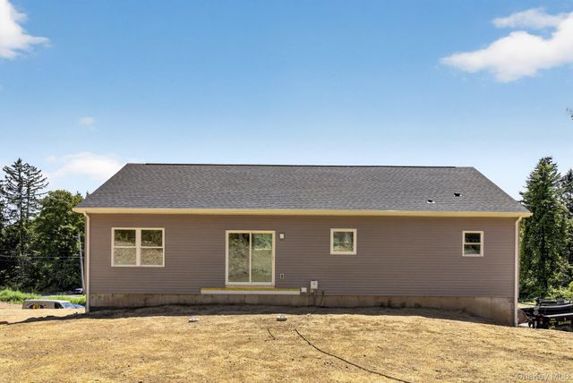 592 Ludingtonville Road, Holmes, NY 12531