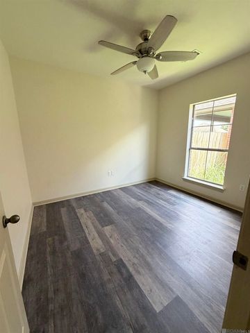 3244 Southlake Ave, Baton Rouge, LA 70810