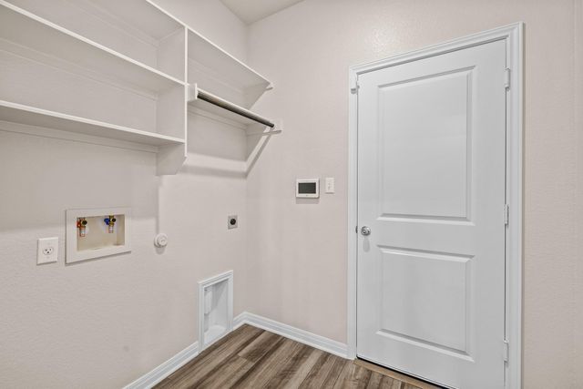 221 Longmount CV, Liberty Hill, TX 78642