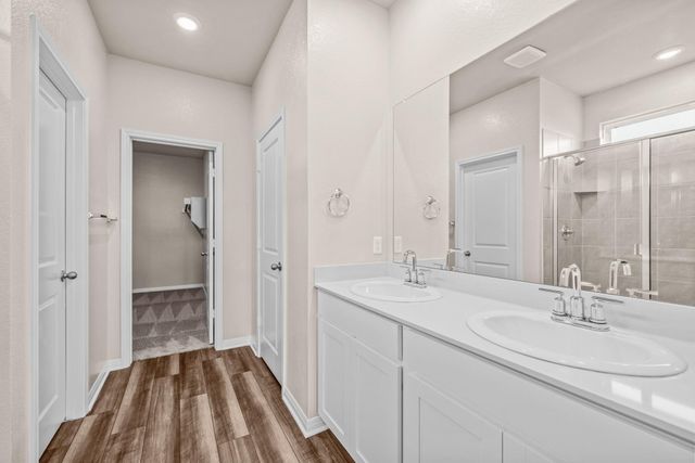 221 Longmount CV, Liberty Hill, TX 78642