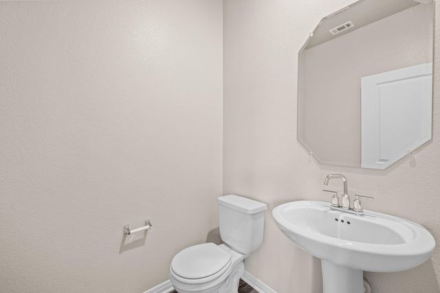 221 Longmount CV, Liberty Hill, TX 78642