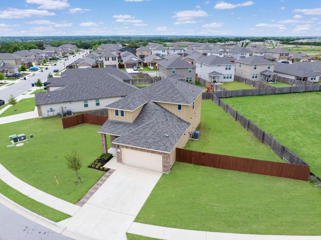 221 Longmount CV, Liberty Hill, TX 78642