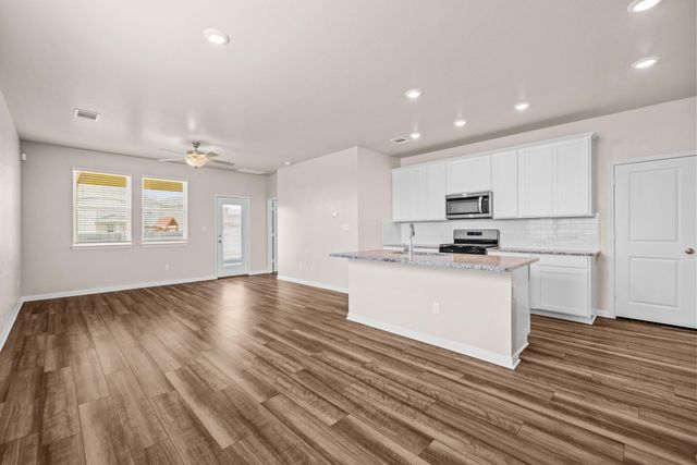 221 Longmount CV, Liberty Hill, TX 78642
