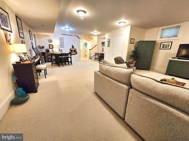 1408 HARVEST CROSSING DR, Mclean, VA 22101