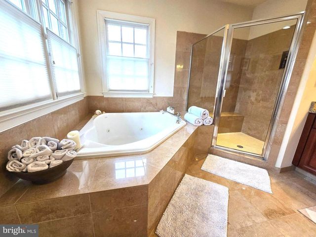 1408 HARVEST CROSSING DR, Mclean, VA 22101