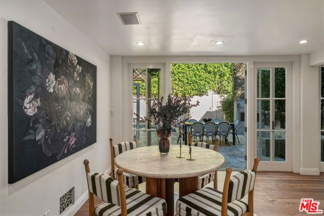 1124 Sierra Alta Way, Los Angeles, CA 90069