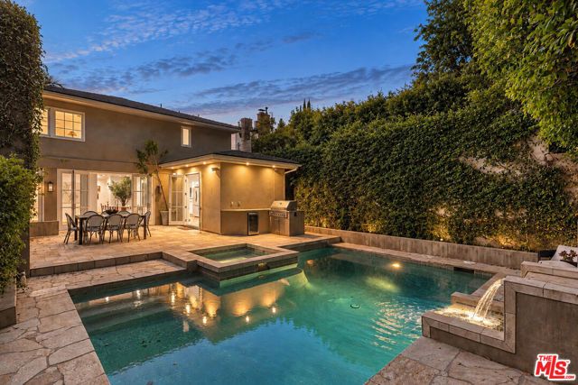 1124 Sierra Alta Way, Los Angeles, CA 90069
