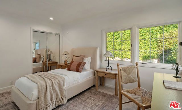 1124 Sierra Alta Way, Los Angeles, CA 90069