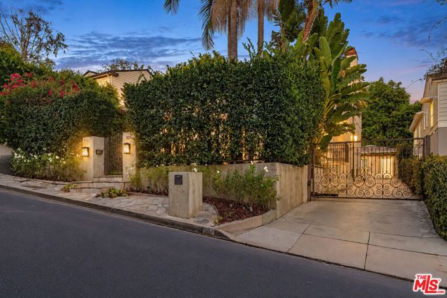 1124 Sierra Alta Way, Los Angeles, CA 90069