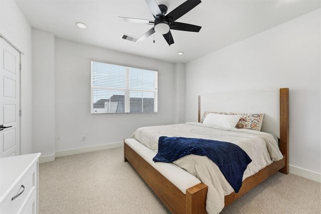 2206 Springwood Vista Lane, Houston, TX 77055
