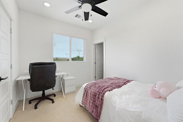 2206 Springwood Vista Lane, Houston, TX 77055