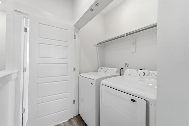 2206 Springwood Vista Lane, Houston, TX 77055
