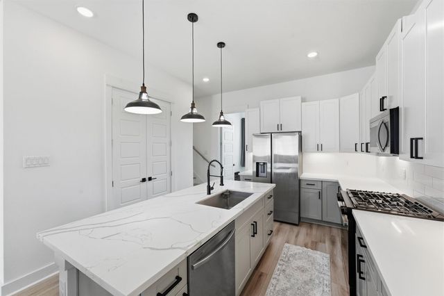 2206 Springwood Vista Lane, Houston, TX 77055