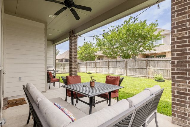 2604 Kinnersley Court, College Station, TX 77845