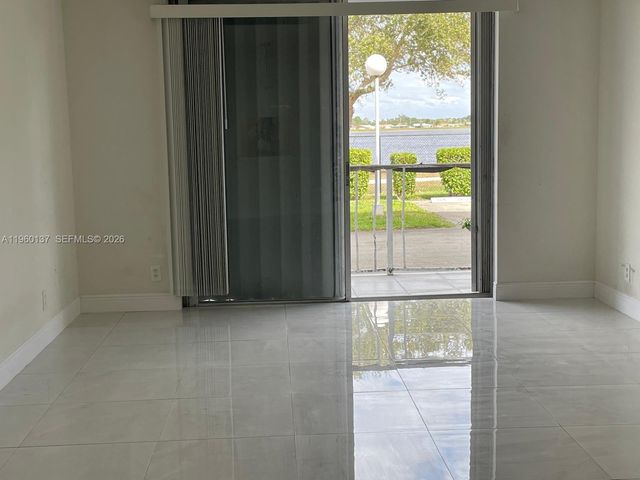 470 Executive Center Dr 1C, West Palm Beach, FL 33401