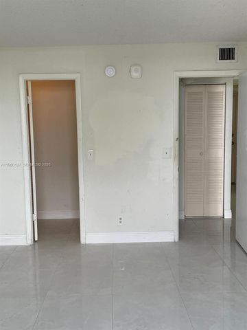 470 Executive Center Dr 1C, West Palm Beach, FL 33401