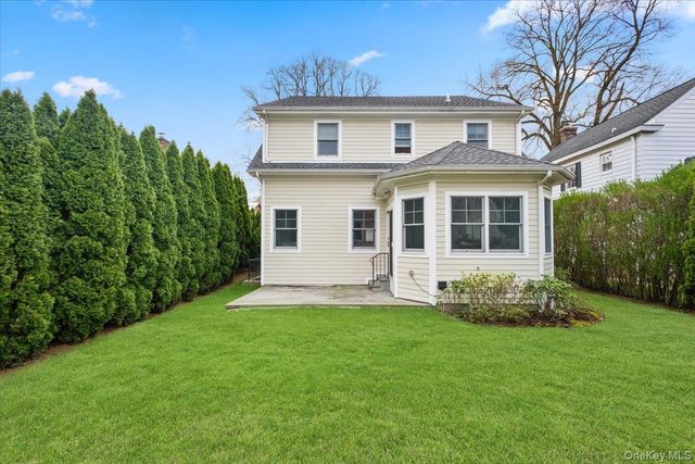 109 Lee Road, Scarsdale, NY 10583