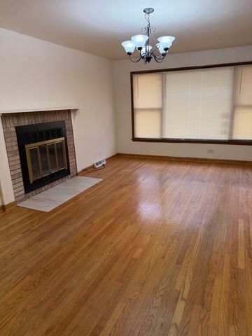 266 Madison Avenue, Calumet City, IL 60409