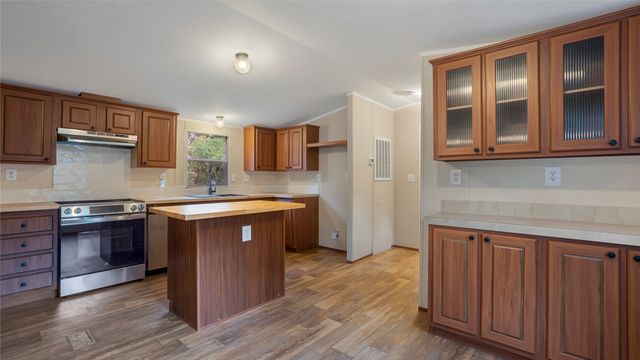 5390 Fm 314 S, Larue, TX 75770