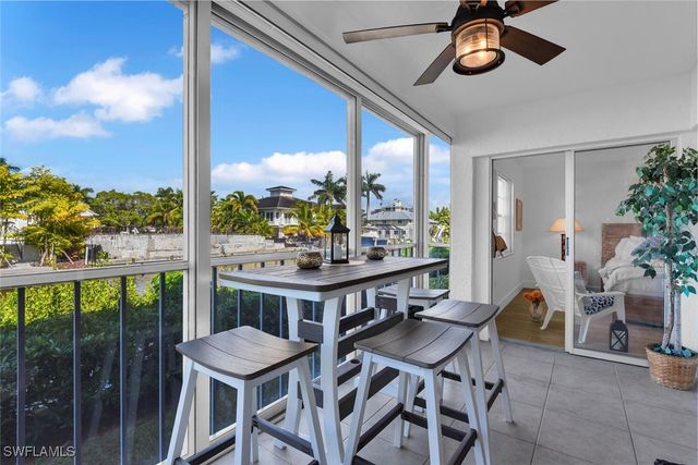 1100 Little Neck CT F53, Naples, FL 34102