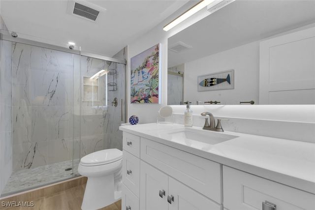 1100 Little Neck CT F53, Naples, FL 34102