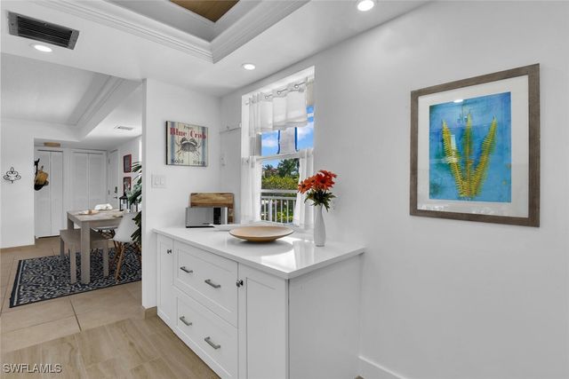 1100 Little Neck CT F53, Naples, FL 34102