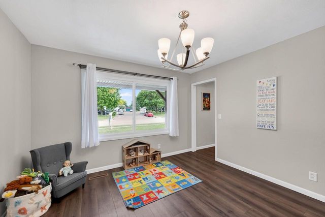 1264 Crossing Ridge Trail, Sun Prairie, WI 53590