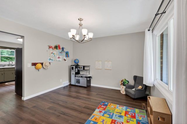 1264 Crossing Ridge Trail, Sun Prairie, WI 53590