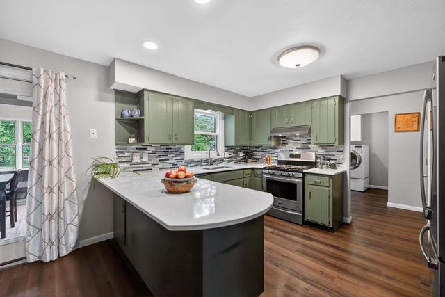 1264 Crossing Ridge Trail, Sun Prairie, WI 53590