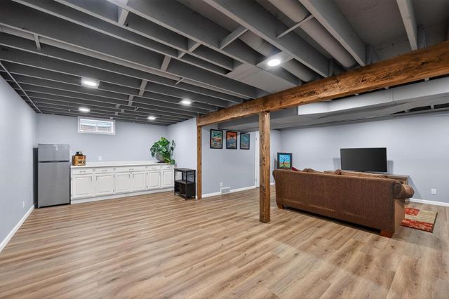 1264 Crossing Ridge Trail, Sun Prairie, WI 53590