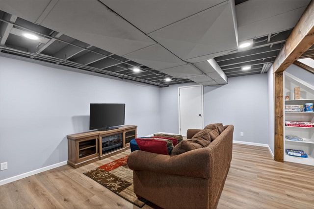 1264 Crossing Ridge Trail, Sun Prairie, WI 53590