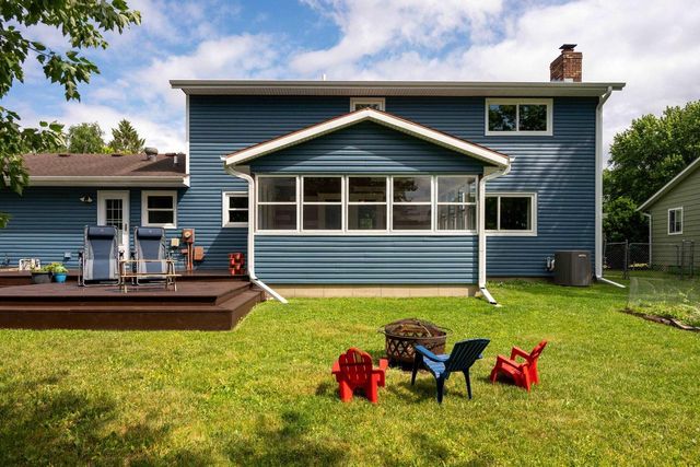 1264 Crossing Ridge Trail, Sun Prairie, WI 53590