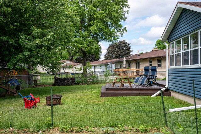 1264 Crossing Ridge Trail, Sun Prairie, WI 53590