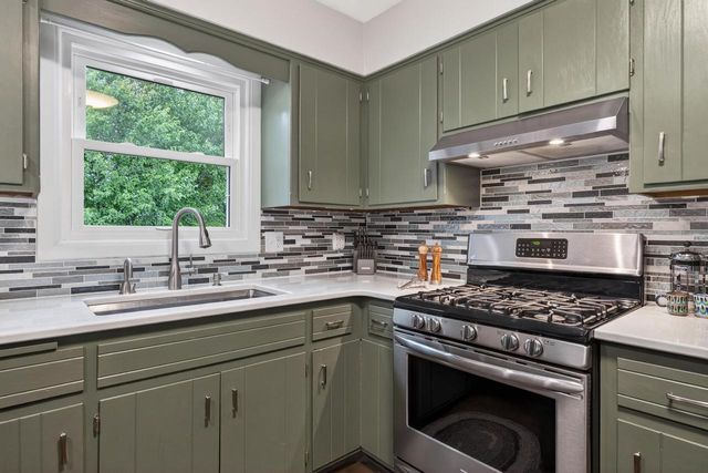1264 Crossing Ridge Trail, Sun Prairie, WI 53590