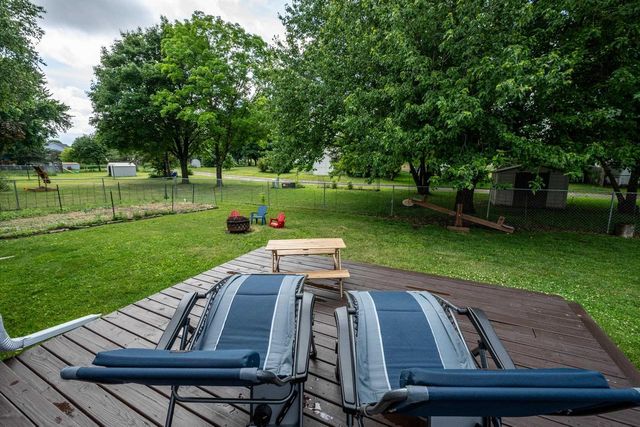 1264 Crossing Ridge Trail, Sun Prairie, WI 53590