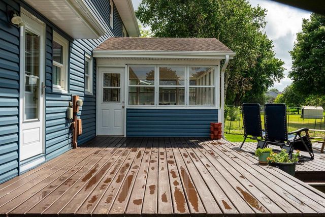 1264 Crossing Ridge Trail, Sun Prairie, WI 53590