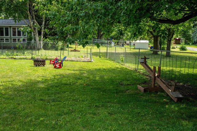 1264 Crossing Ridge Trail, Sun Prairie, WI 53590