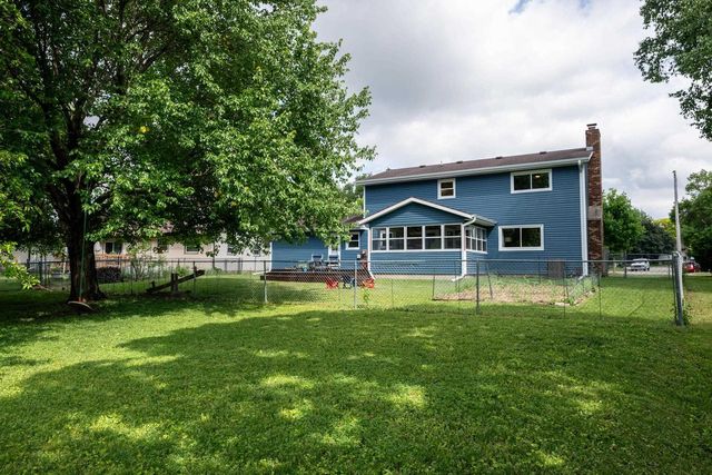 1264 Crossing Ridge Trail, Sun Prairie, WI 53590