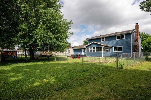 1264 Crossing Ridge Trail, Sun Prairie, WI 53590