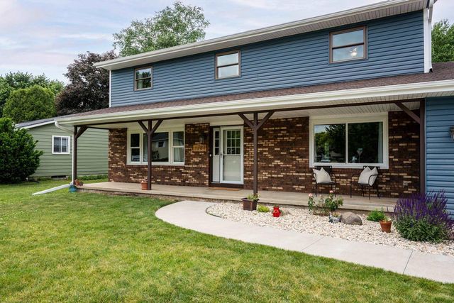 1264 Crossing Ridge Trail, Sun Prairie, WI 53590