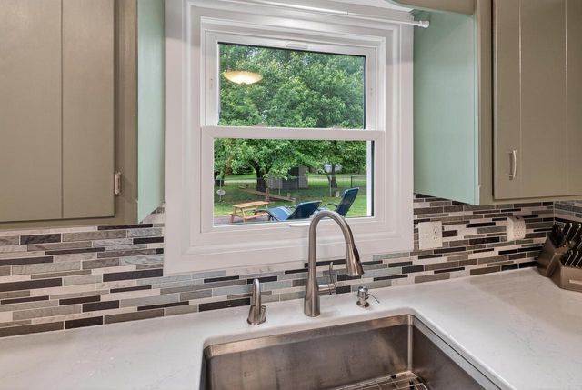 1264 Crossing Ridge Trail, Sun Prairie, WI 53590