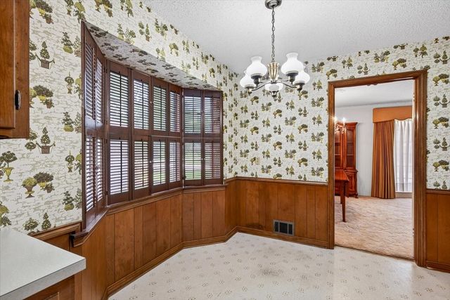 2210 Babalos Lane, Dallas, TX 75228