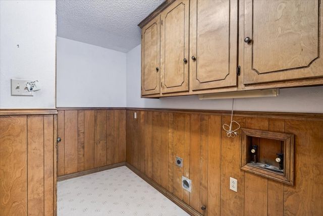 2210 Babalos Lane, Dallas, TX 75228