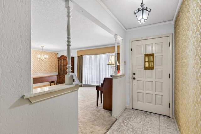 2210 Babalos Lane, Dallas, TX 75228