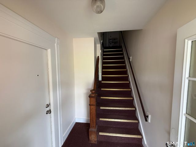 133 Eastern Drive 1st Floor, Middletown, CT 06457
