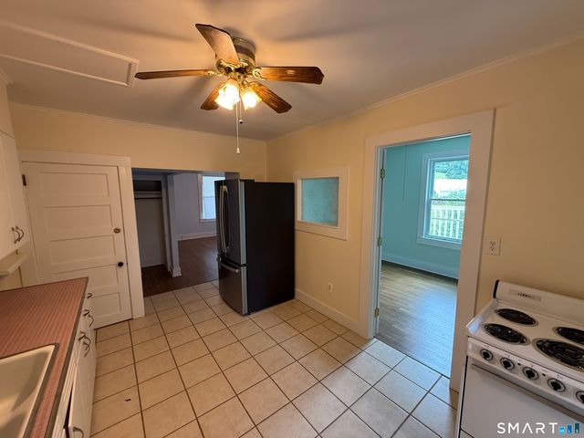 133 Eastern Drive 1st Floor, Middletown, CT 06457