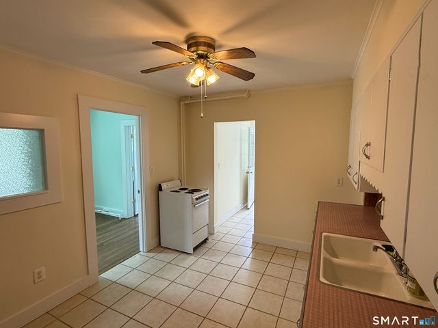 133 Eastern Drive 1st Floor, Middletown, CT 06457