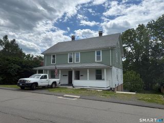 133 Eastern Drive 1st Floor, Middletown, CT 06457